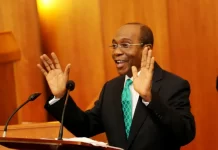 CBN reviews withdrawal limit to N500,000.00, N5m
