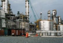 NNPCL supplies 300,000 bpd to Dangote Refinery