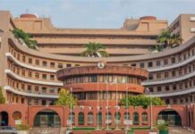 FG re-lists 8,000 civil servants
