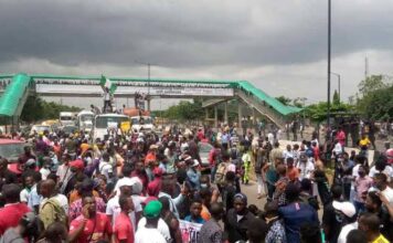 Discontinue Nationwide Protest to save lives, properties – Sen Shehu Sani